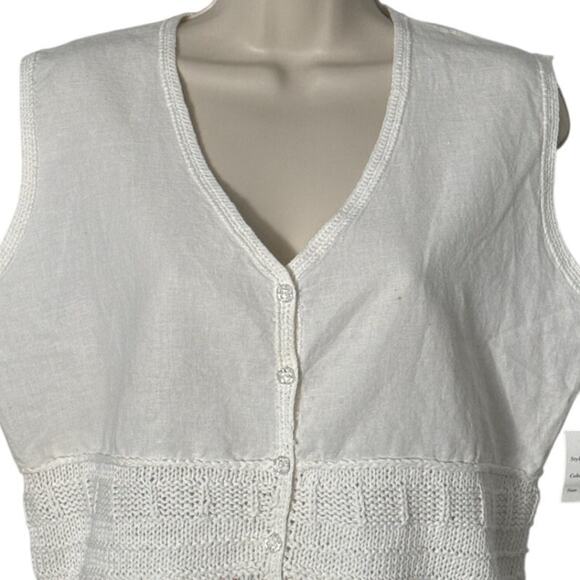 NWT Thyme Sleeveless Button Front Crochet Floral Detail Linen Blend Top Cream M - Picture 9 of 12